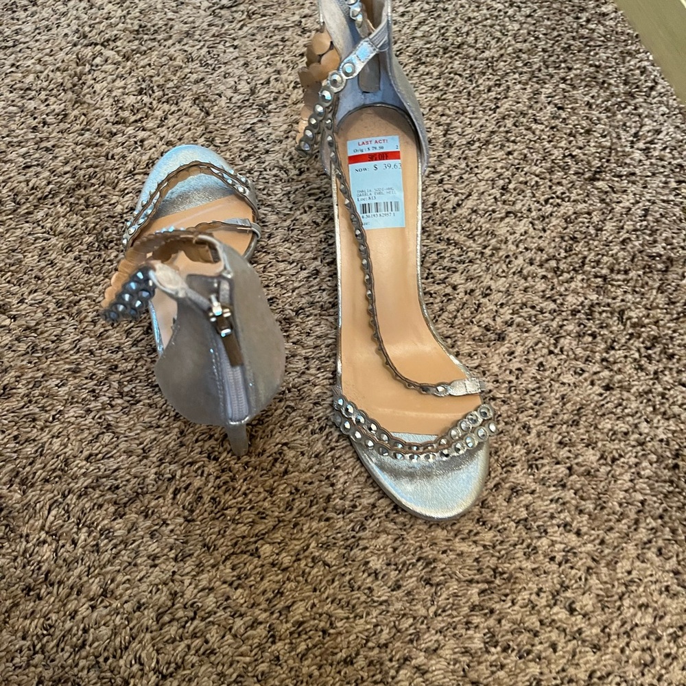 Thalia Sodie heels